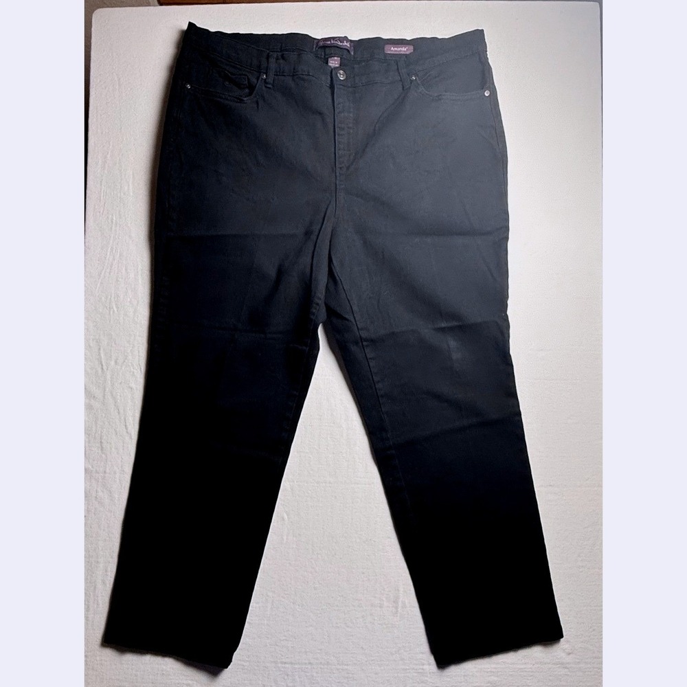 Gloria Vanderbilt Amanda Classic Taper High Rise Black Jeans Womens 22W-2574